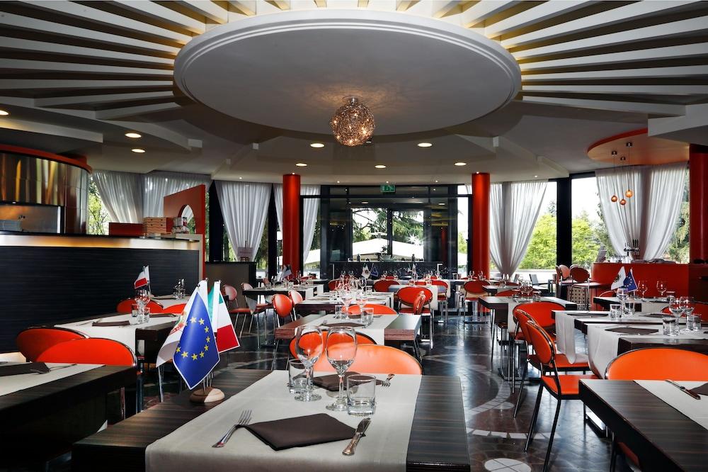 Hotel Pineta بوستو أرسيزيو المظهر الخارجي الصورة
