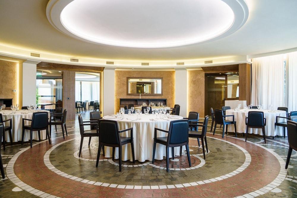 Hotel Pineta بوستو أرسيزيو المظهر الخارجي الصورة